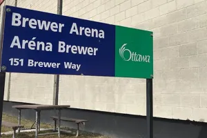 Histoire orale de la COVID-19 à Ottawa : Centre d’évaluation pour la COVID-19 à l’aréna Brewer