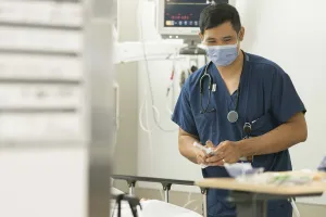 Nos efforts pour aider les infirmières et infirmiers formés à l’étranger à renouer avec la profession qu’ils aiment