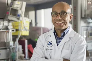 First patient treated in world-first trial to heal the lungs of preterm babies