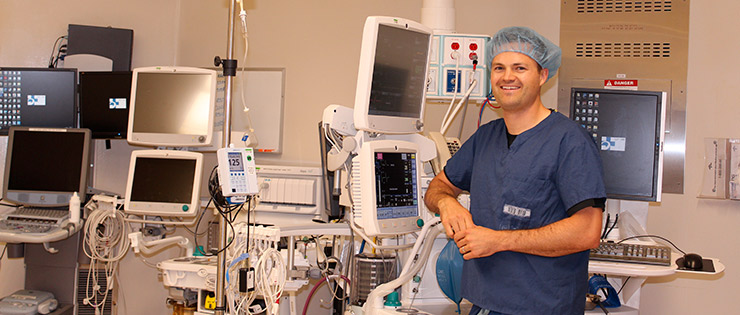 Researcher aims to make surgery safer for frail patients