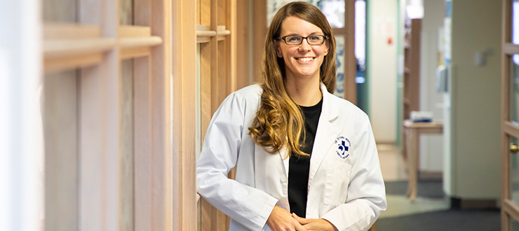 Dr. Erin Cordeiro, Breast Surgical Oncologist, The Ottawa Hospital